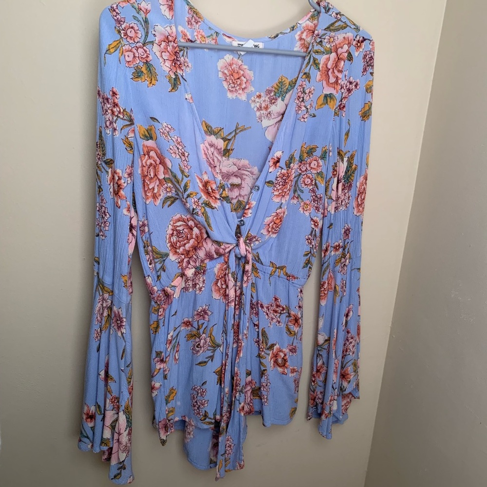 Billabong 🔹 Blue Floral Romper